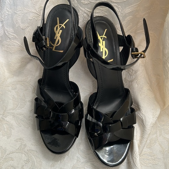 Yves Saint Laurent patent leather platform sandal - Picture 8 of 8